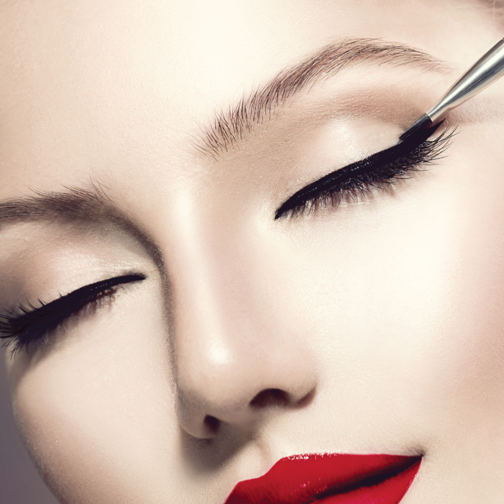 Salondemiel services de tatouage d'eye-liner à Montréal Canada